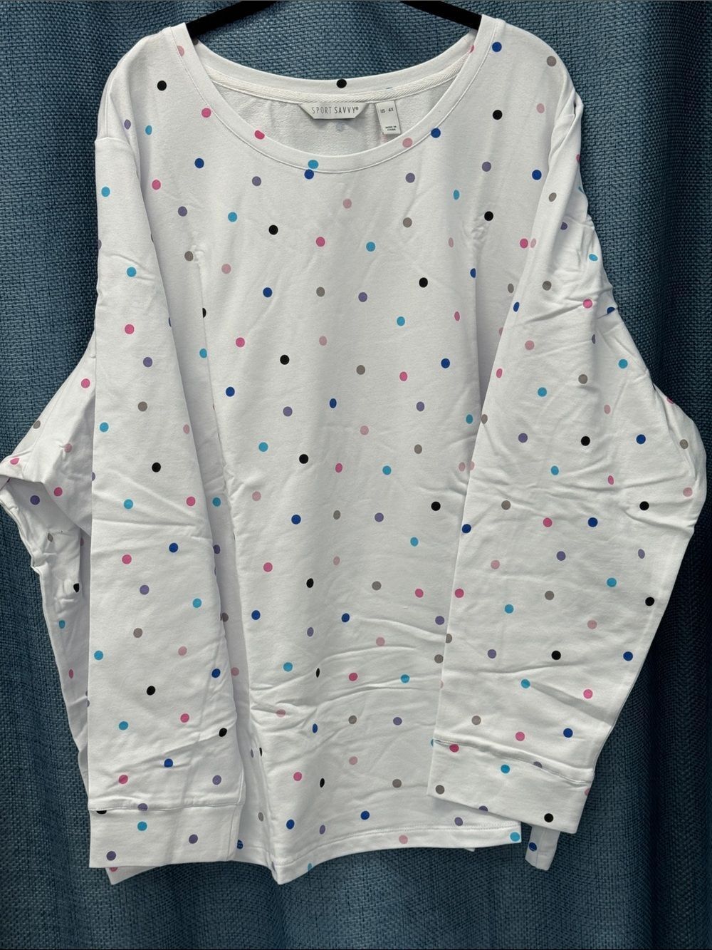 Sport Savvy Women’s White Polka Dot Long-Sleeve Tee